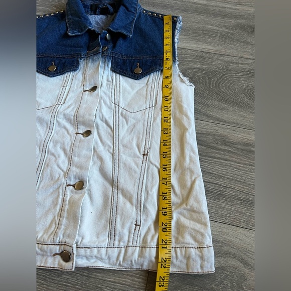 Forever 21 two toned studded jean vest - Picture 6 of 6